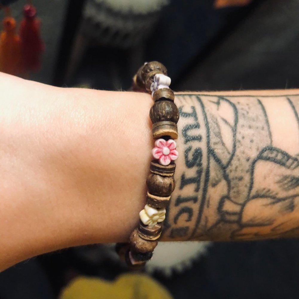 Hawaiian Stretchy Floral Bracelet